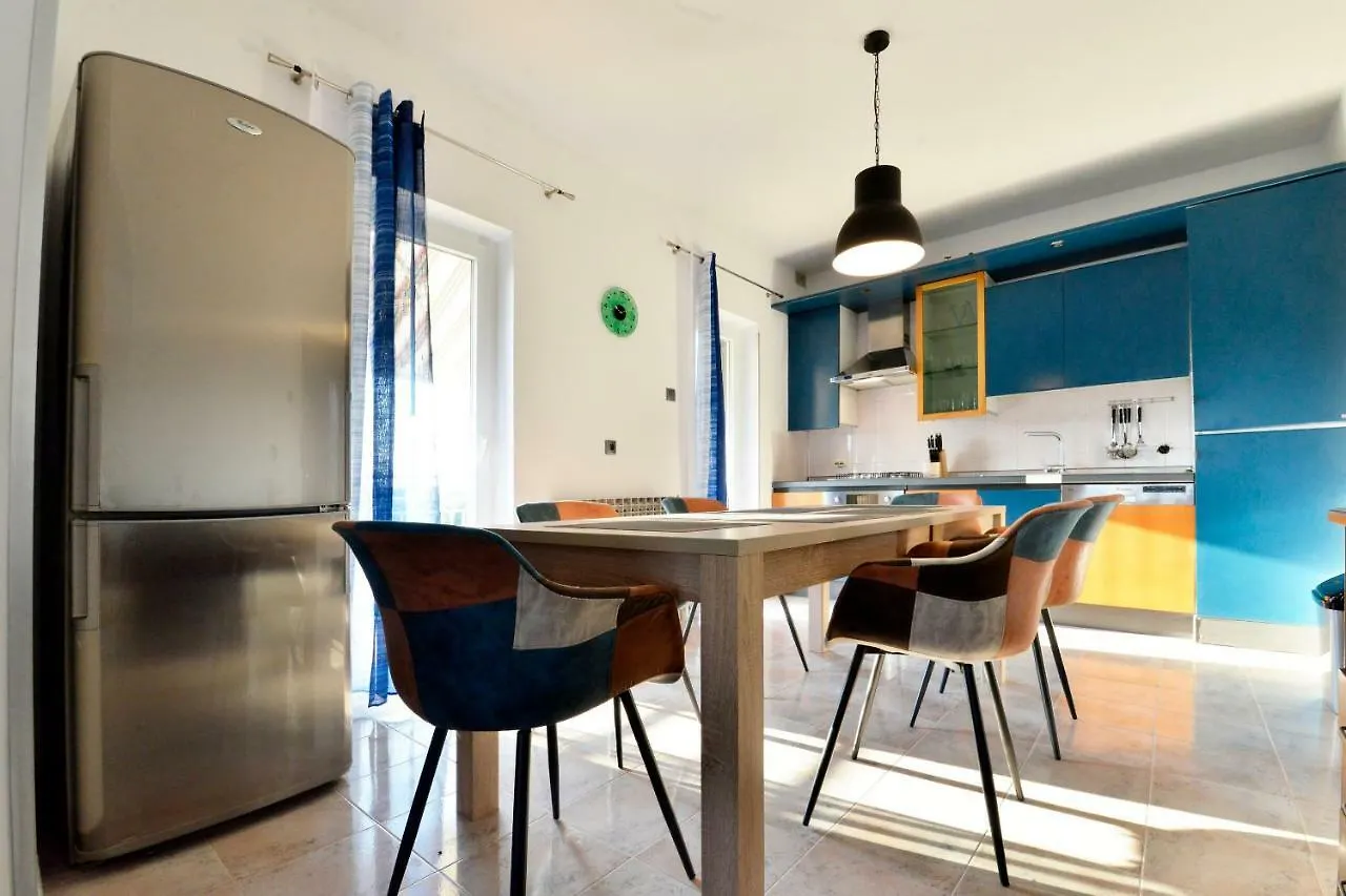 Apartman Meri Pula 0*,  Kroatien
